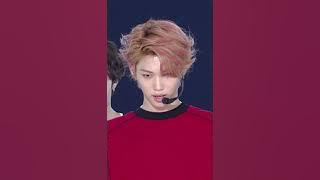 2018 KMF Stray Kids   PSY New Face & District 9 FELIX FOCUS