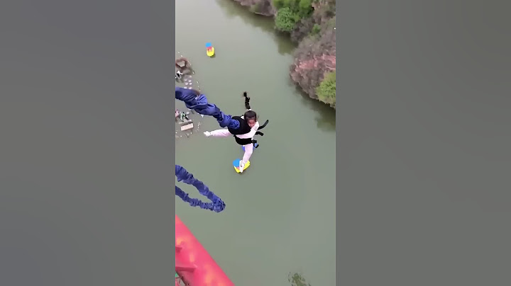 Bungee Jumping With Rope In Beautiful Place, the girl is so cute and brave!#extreme
