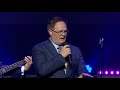 Somebody Loves Me (LIVE) - Cathedrals Family Reunion