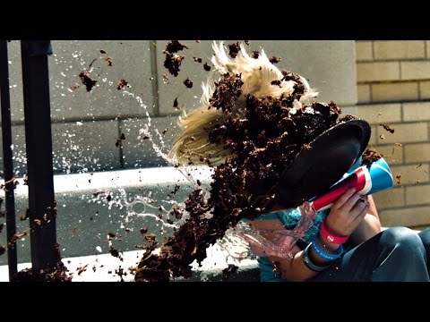 CAKE IN THE FACE! - Portal Behind the Scenes