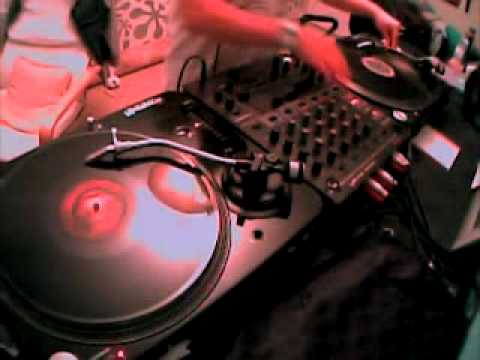 Dj MIX - INDUSTRIAL STRENGTH RECORDS !!