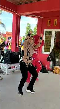 Senam kreasi Zaenal pongdut