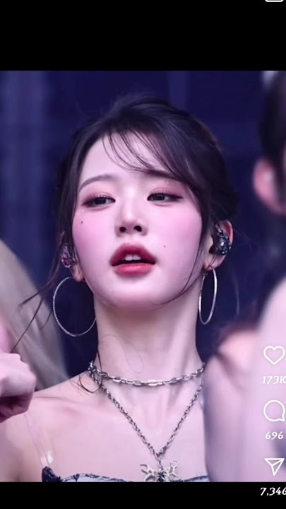Wonyoung's Response:😎 She's a Savage Wonnie 💜💜💜 #kpop #ive #wonyoung #osaka #concert #funkpop
