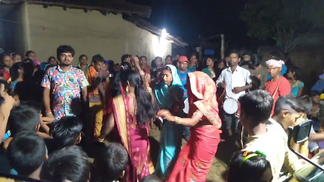 झूमटा दारू जे पीलो पिया है बोतल कहां रखा लो लेडिस लोग गजब के डांस किया मंगरू जी के गाना पर6299842044