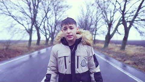 RIOO - Un mesaj cu ce mai faci (Videoclip Oficial)