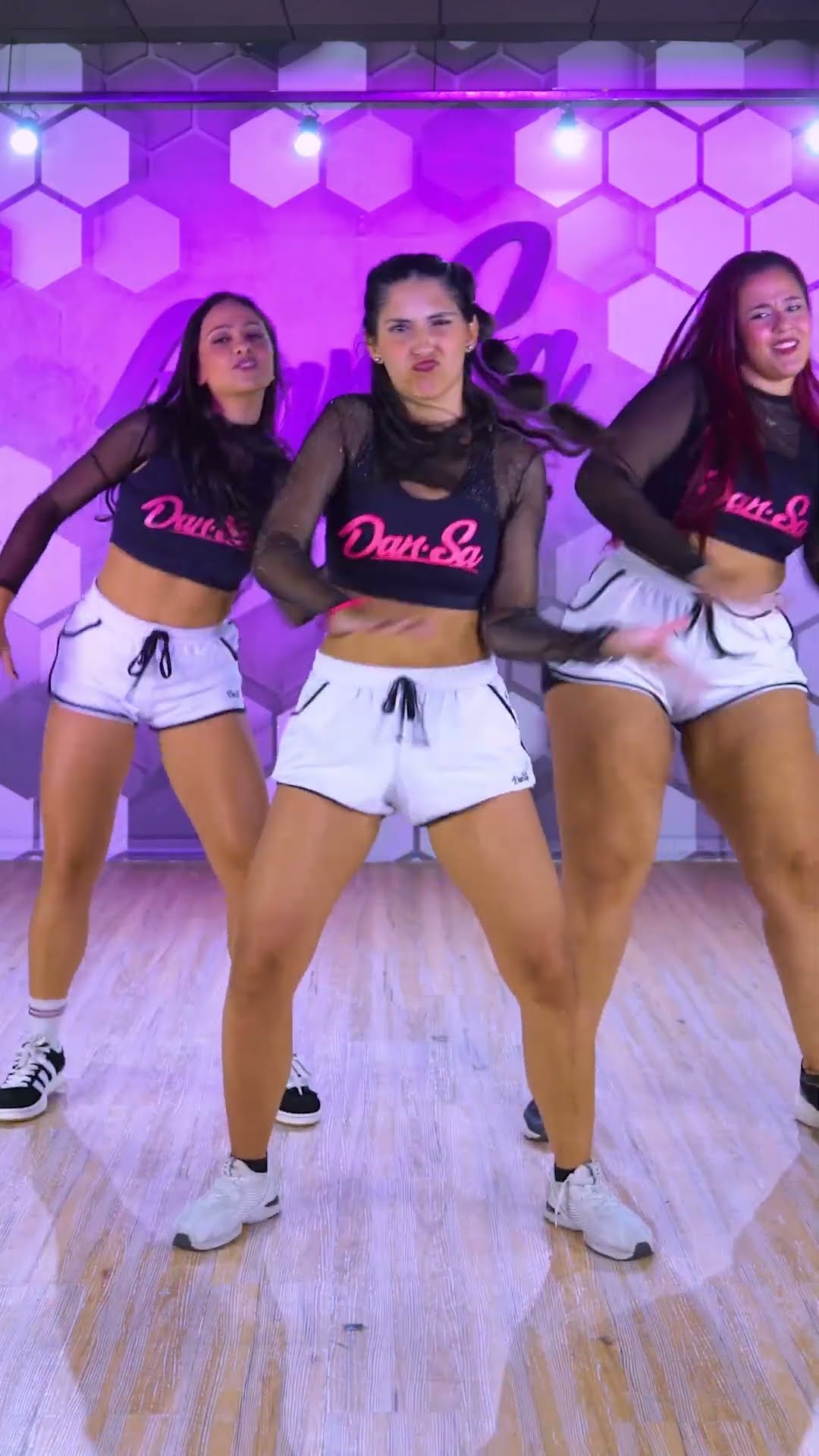 FUNK DOS ROSA - Emilly Vick, VOID, Robson Abreu, Leozinn, Katlen - Dan-Sa  (Coreografia) #shorts