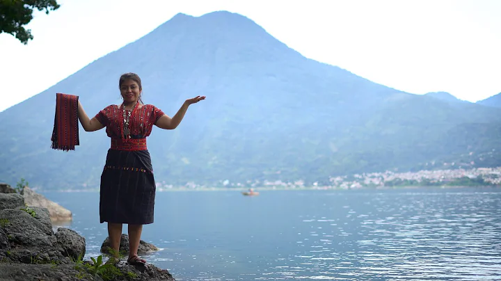 Aracely Ramos, desde Solola, Baila Mi Carmen Calus...