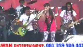 DownloadLove Me Like You Do - VIA VALLEN MP3 MP4 Love Me Like You Do - VIA VALLEN
