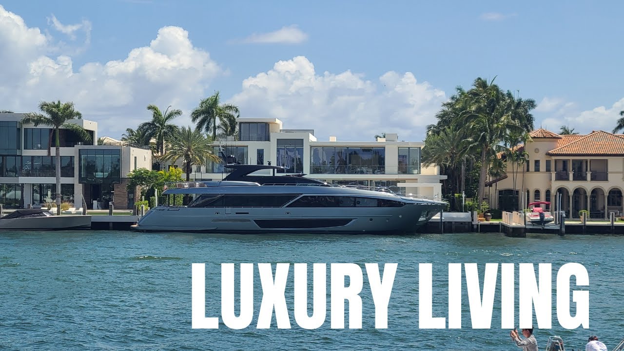 Yachts, Mansions & Air Show in Fort Lauderdale | Boating Journey