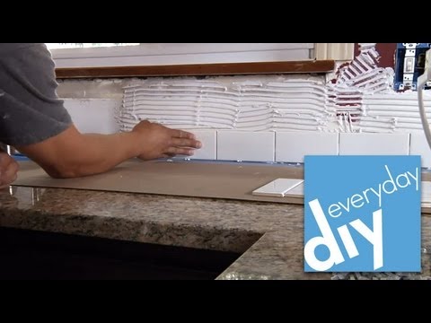 Buildipedia DIY - How to Install a Tile Backsplash (2 of 2)