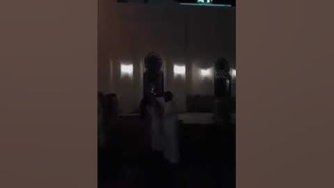 من الماضى تلاوة مرئية إبداعية للشيخ خالد الجليل من خارج المسجد سورتى ( الانفطار - المطففين) ١٤٣٧ه‍.