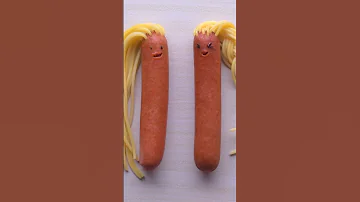 These Spaghetti Hotdogs Slay 