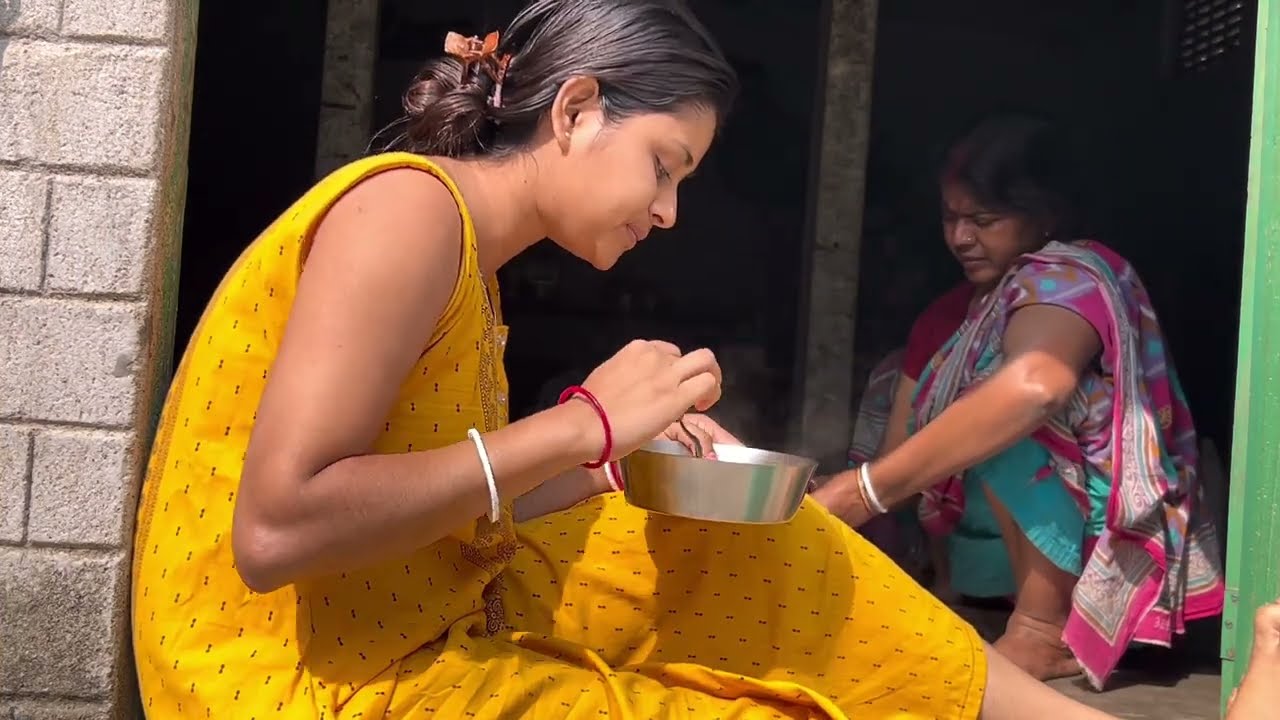 শশুর বাড়ির সবাইকে পিঠে বানিয়ে খাওয়াম 😂