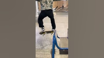 Absolute unit skater does the most sketchy noseslide attempt 😳