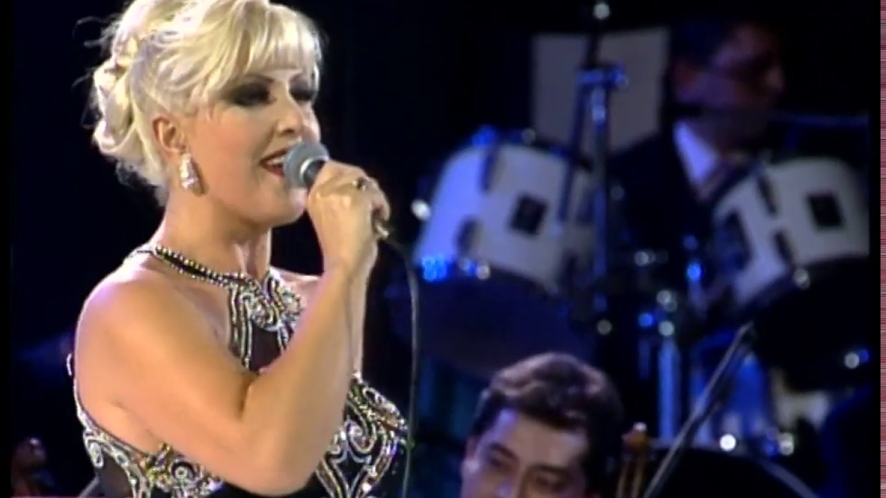 Snežana Đurišić -  Pričaj mi, pričaj