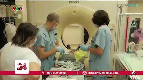 Israel tách thành công cặp song sinh dính liền đầu sau ca phẫu thuật kéo dài 12 giờ | VTV24