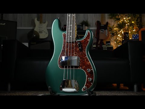 ベース Fender Custom Shop 62 Precision Bass NOS hqdefault.jpg