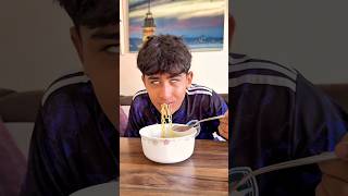 Yiğiti Kandırıp Gönderdim Yemeğini Yedim Ağladı