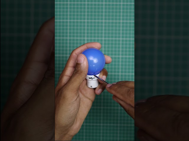 How led bulb 💡works? class=