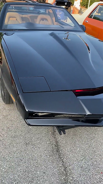 Mobil Pengisi Suara KITT Knight Rider Terlihat!