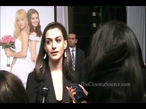 Bride Wars Premiere - Interviews with Anne Hathaway, Kate Hudson & More
