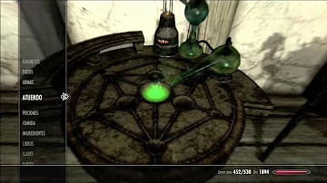 Como usar cheats no Skyrim?