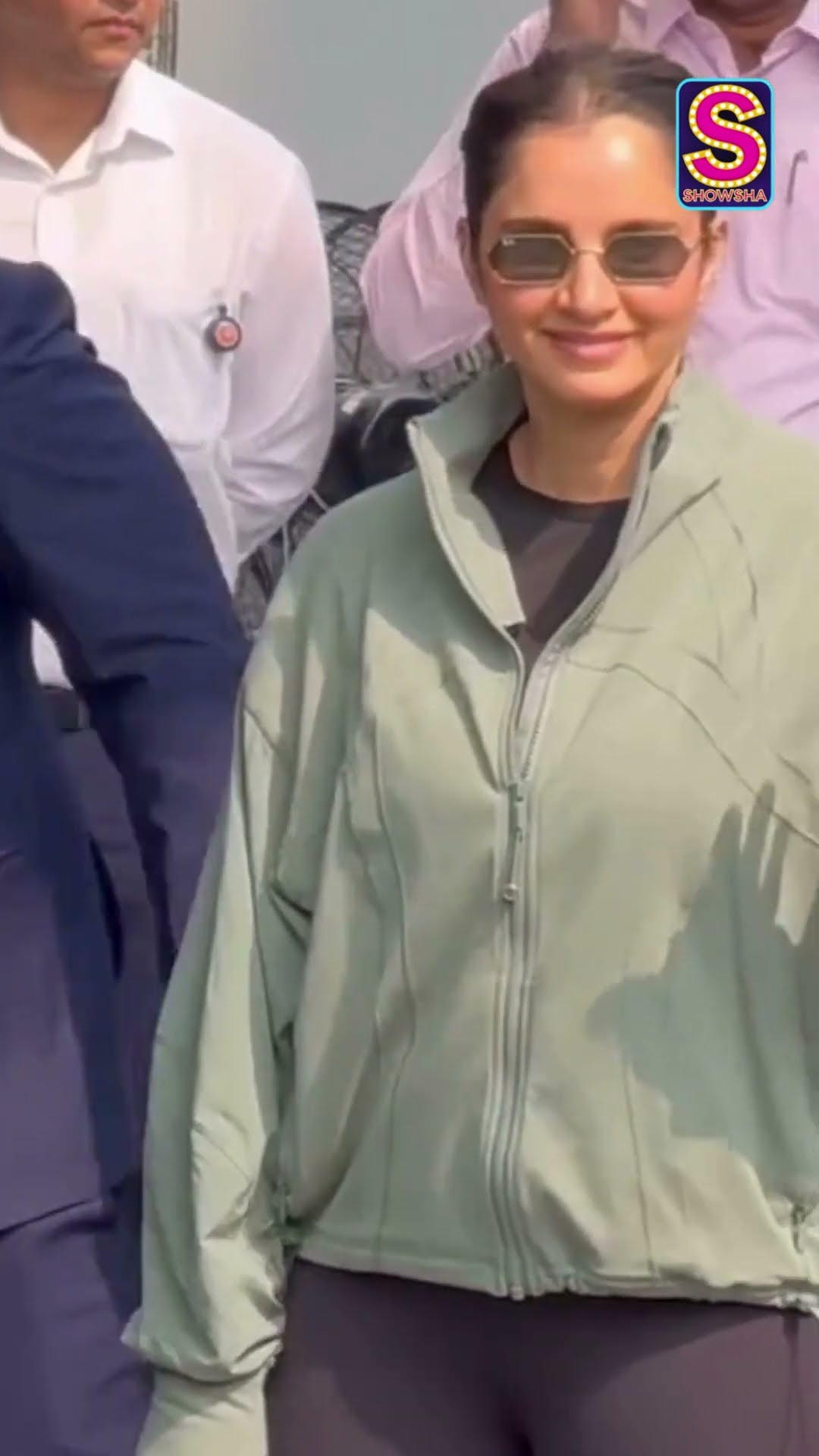 Tennis Player Sania Mirza Aces Casual Comfy Look At The Airport | Trending Shorts | N18S