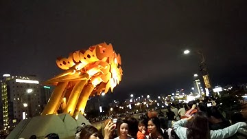 cận cảnh cầu rồng phun lửa và nước tại Đà Nẵng!