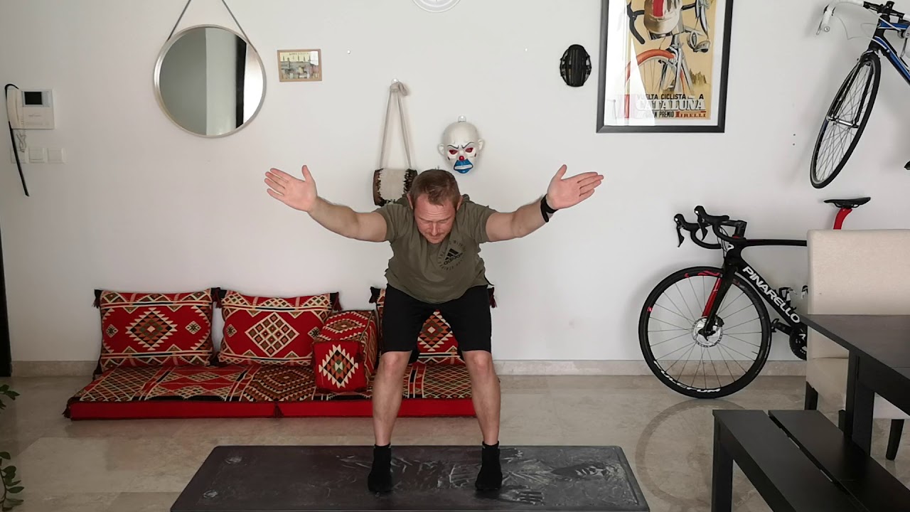 Iso deadlift. Feet slight inward. Hip bend lean forward and reach OH