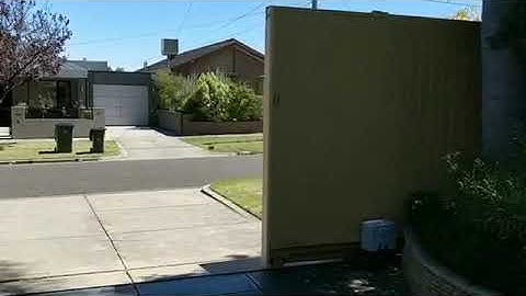 Quiko Moovy 2000 Sliding Gate Motor with 2000kg Capacity