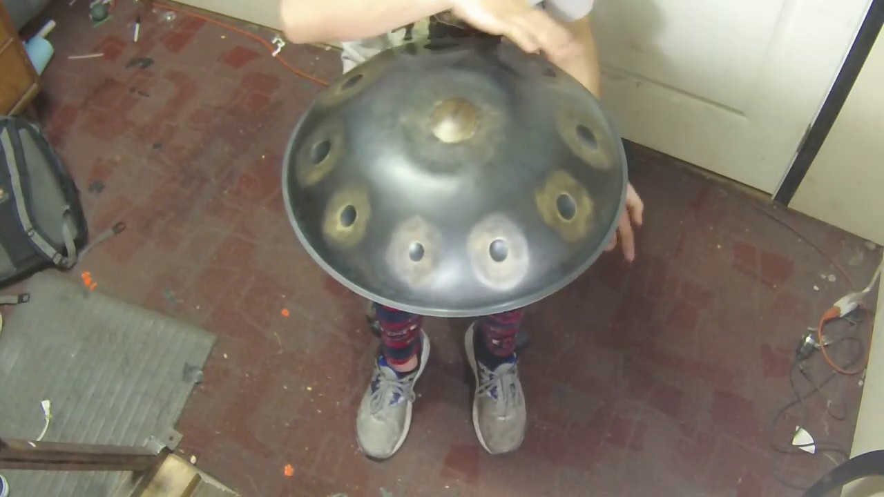Hamsa Handpans - F minor 16 "Voyager's End 10+6"