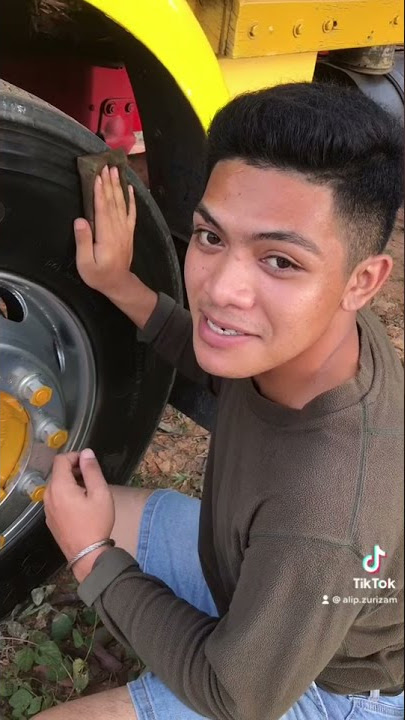 KATA KATA PUJANGGA ABANG LORI(LORI BALAK KELANTAN)