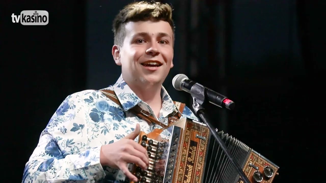 Heligonkári Feješovci: Včera mi svietilo slniečko / A na hore