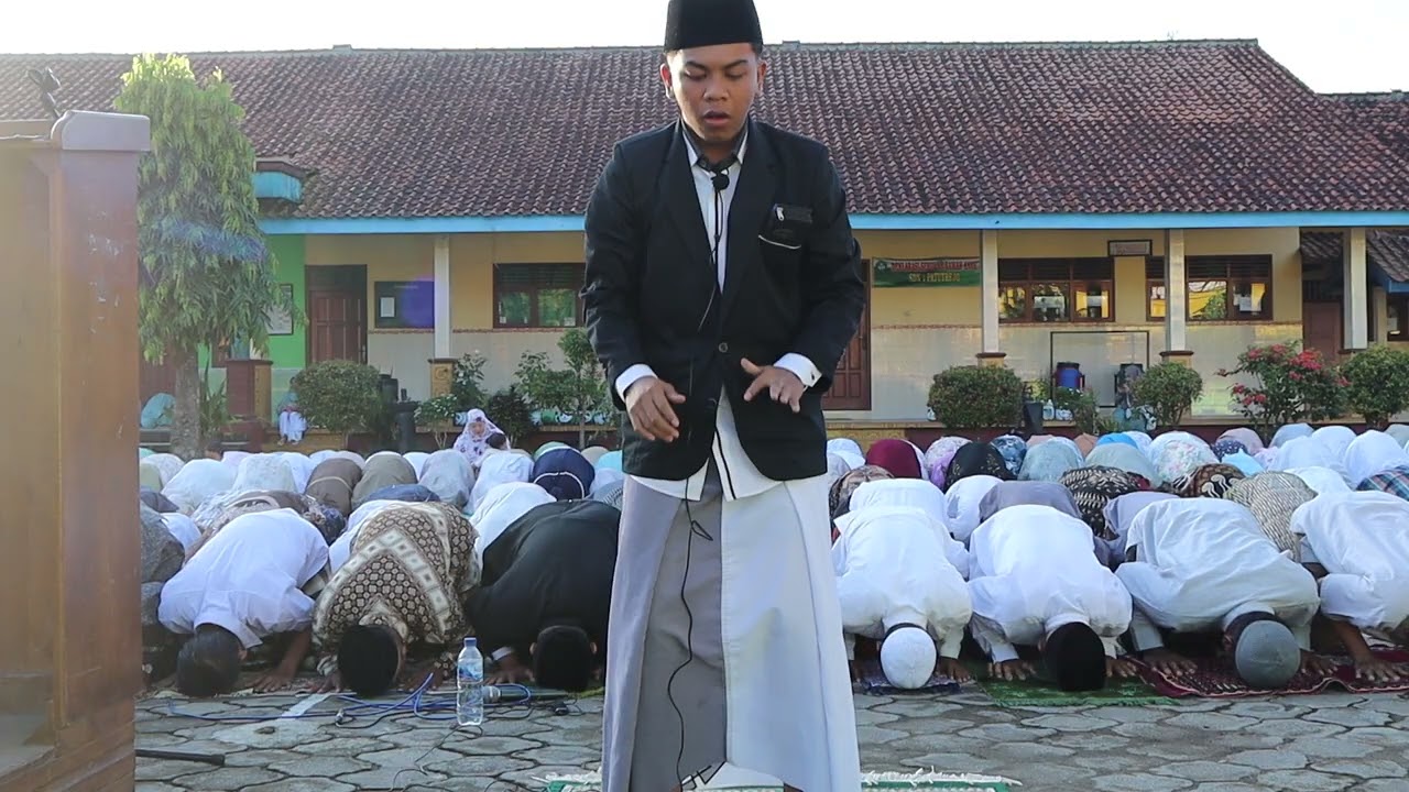 Imam Sholat Idul Adha 1446 H - Dzarif Muzaffar