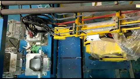 Mahajan Automation, Pune, Foam pouring application by refurbished Fanuc R 2000i 165F RJ3iB