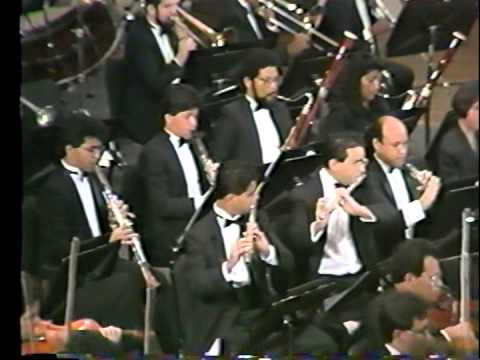 II Eduardo Mata dirigiendo la orquesta Simón Bolivar Shubert, Mahler y Strauss