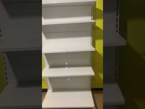 Торговий пристінний стелаж 2350х1000 з металевими полицями WIKO б/у, білий, відео 1