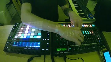 Backwardance // ft. Iulia // Ableton Live Session // Roland TR8s, Ableton Push 2 // Deep Minimal