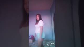 tiktok slowmo twerk