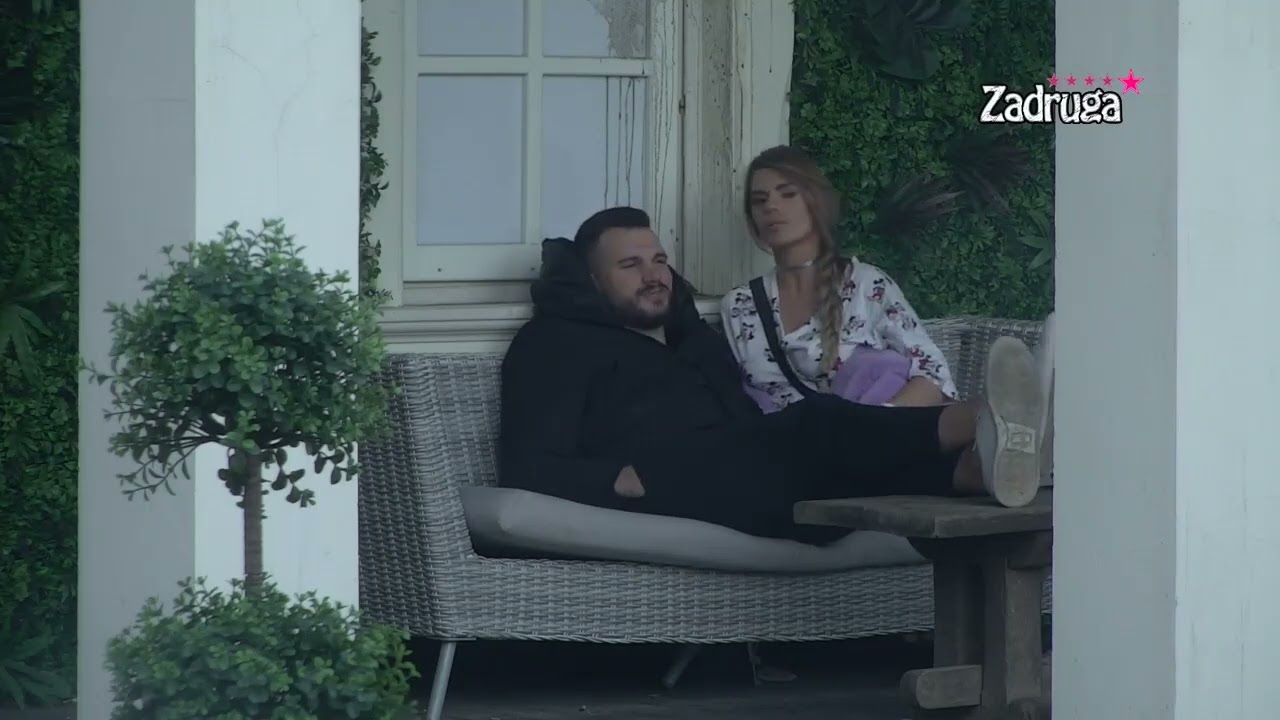 Zadruga 5 - Osmakčić i Marijana se prepustili poljupcima - 18.02.2022.