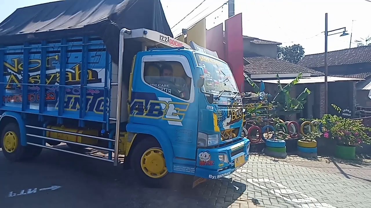  HASIL  LOMBOK  SAM P TROK ANTI GOSIP FUSO DATANG ACARA 