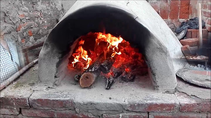 Empanadas con leña de quebracho
