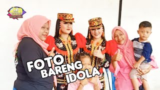 REBUTAN FOTO BARENG IDOLA NDOLALAK DEWI ARUM