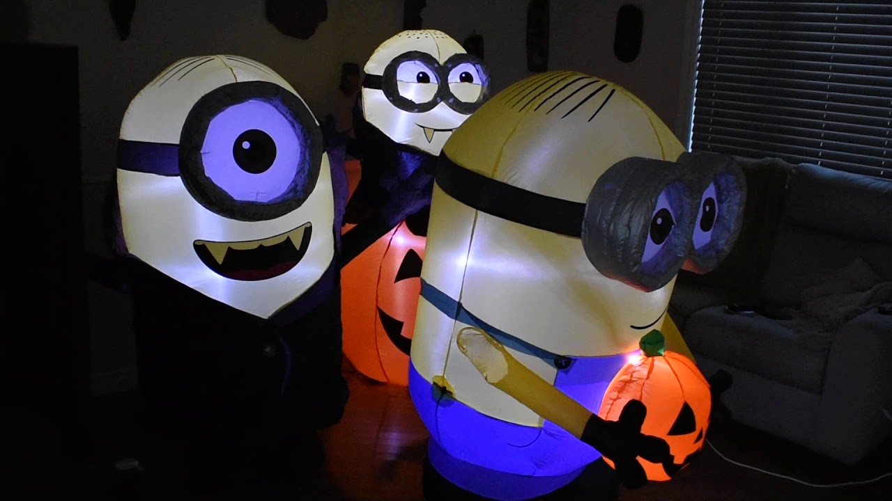 Halloween Inflatable 2 Minion Gone Batty 5 Feet Tall Pumpkin And 1 Dave 4 5 Feet Night Light Youtube