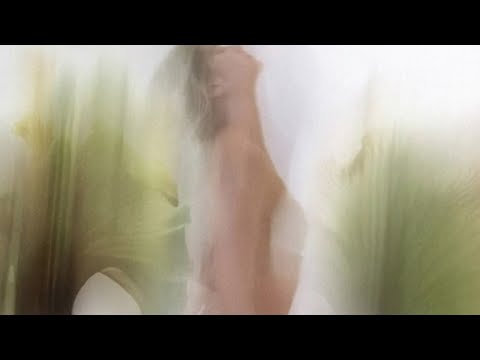 Putar Florecer - (intro) - Sofía Reyes