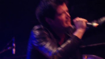 We Cry - The Script (12/6/09 at Terminal 5, NYC)