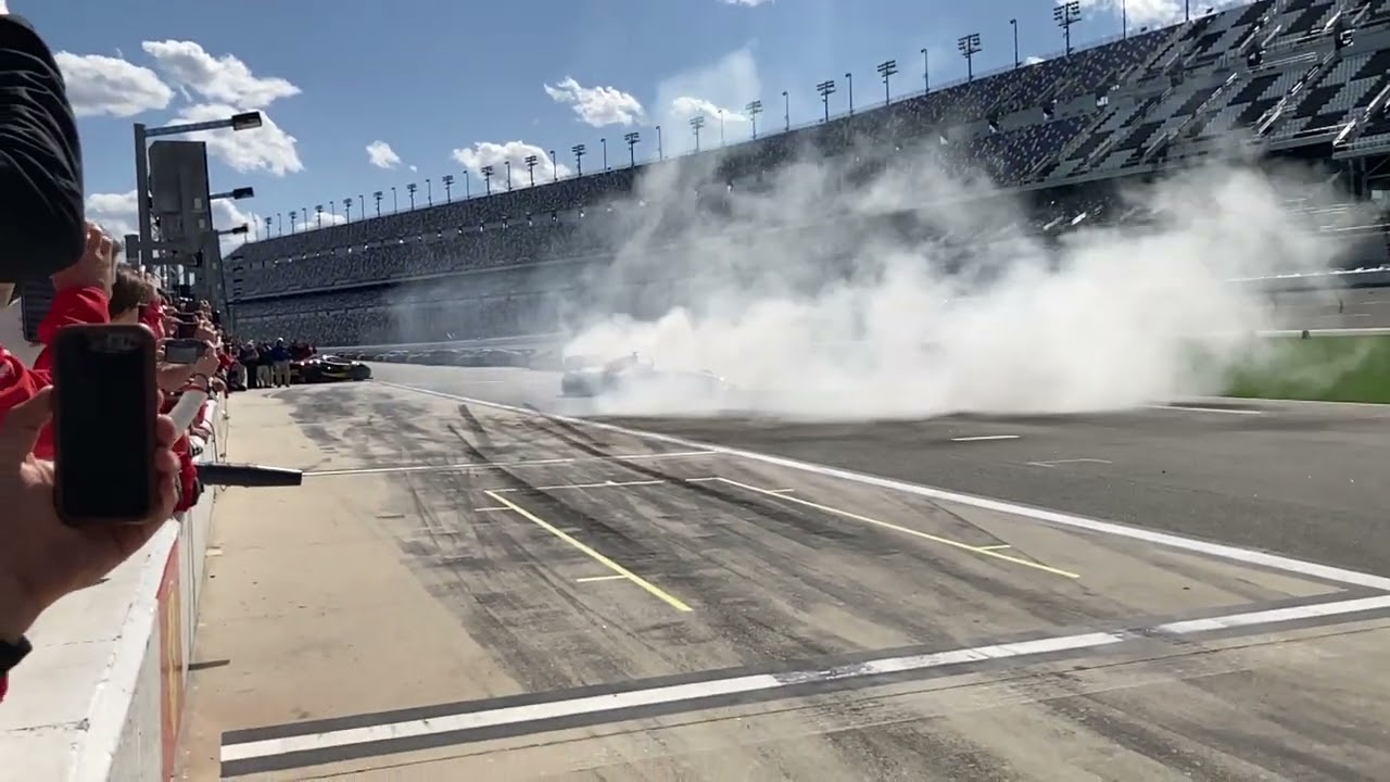 SPINNING out of CONTROL 💨