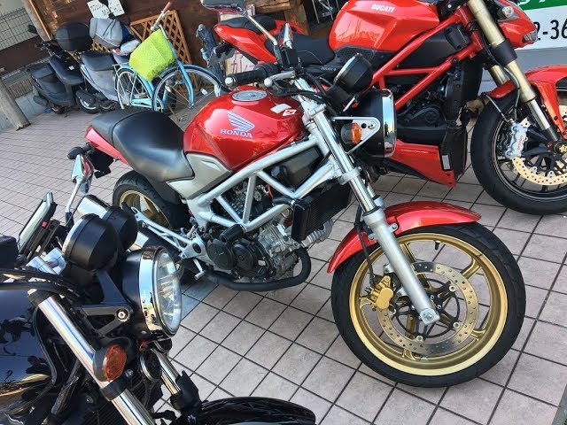 ホンダVTR250 HONDA VTR250 (1999-Present) Specs, Performance & Photos