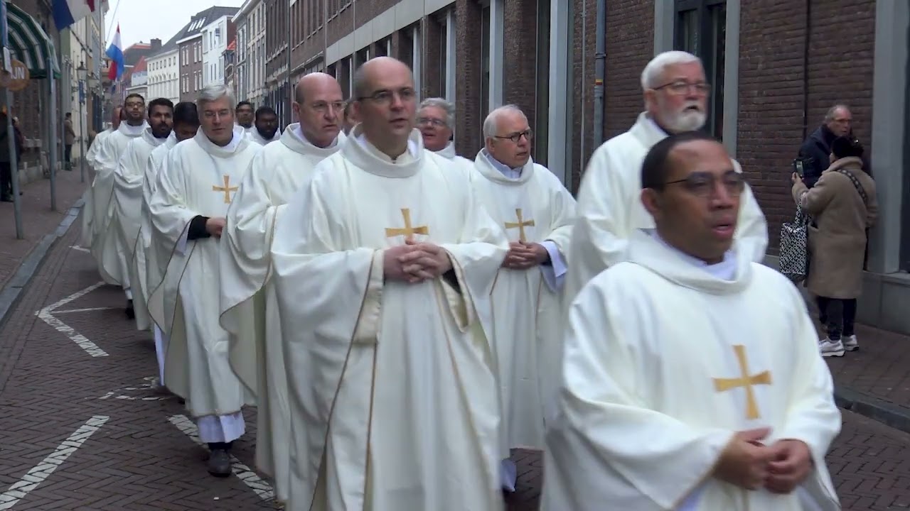 ML5 processie uitvaart bisschop Smeets 6 januari 2024