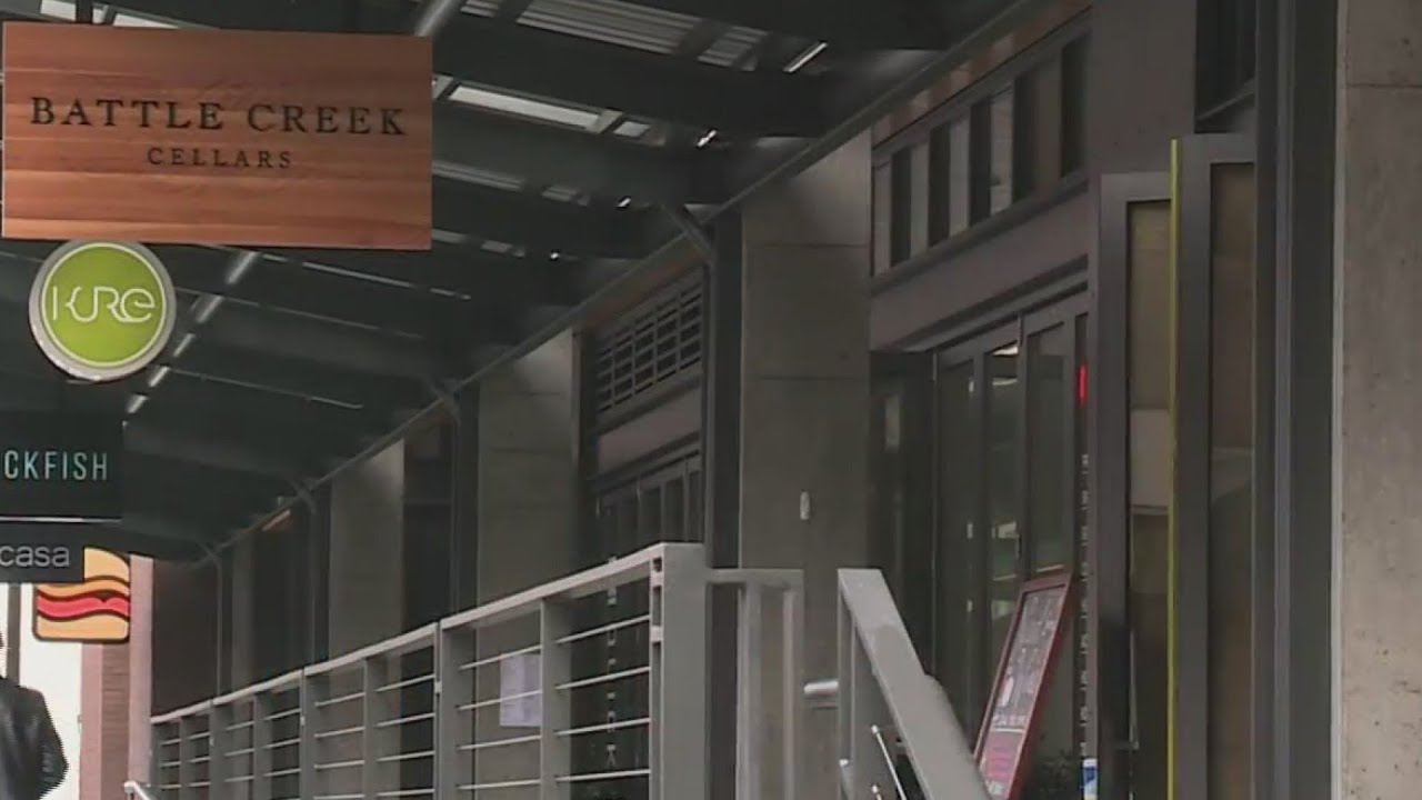 Ashton Kutcher, Mila Kunis tout Oregon's quarantine wine